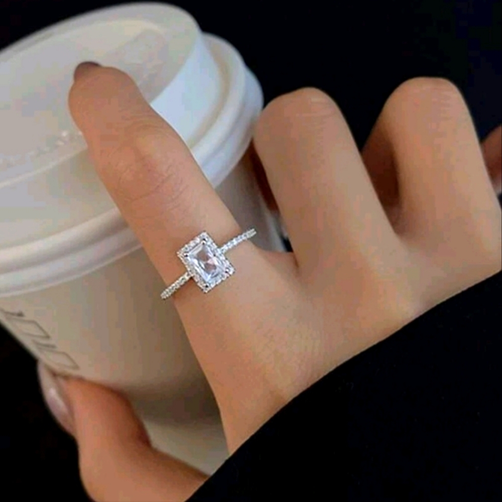 Silver Fashion Adjustable Size Ring NWT